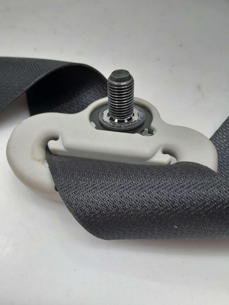 2014 Scion xD Front Seat Belt
