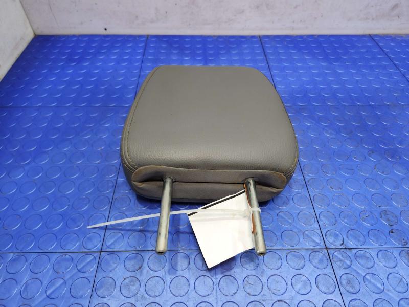 2012 Ford F-250 Super Duty Headrest