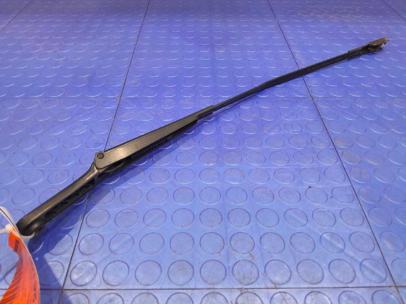 2014 Audi A7 Wiper Arm