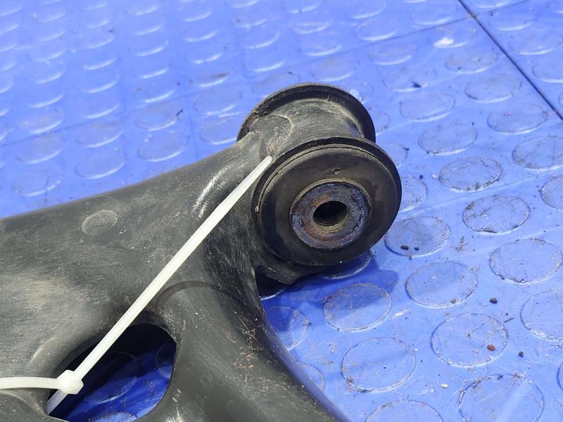 2020 Volkswagen Passat Lower Control Arm Front