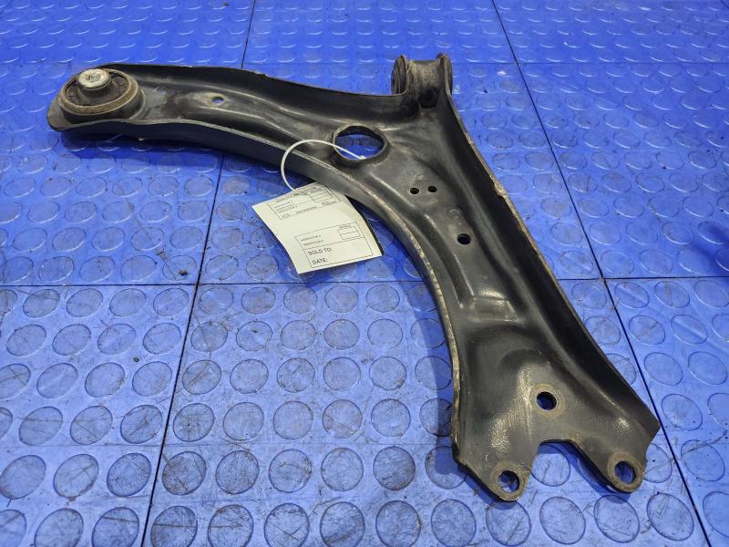 2020 Volkswagen Passat Lower Control Arm Front