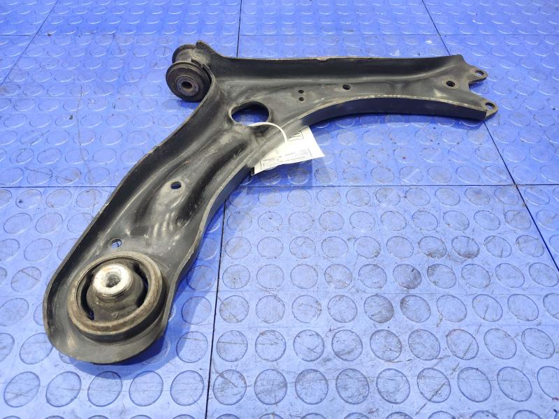 2020 Volkswagen Passat Lower Control Arm Front