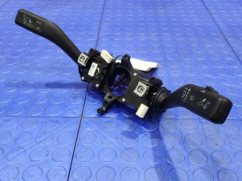 2018 Volkswagen Passat Combination Switch