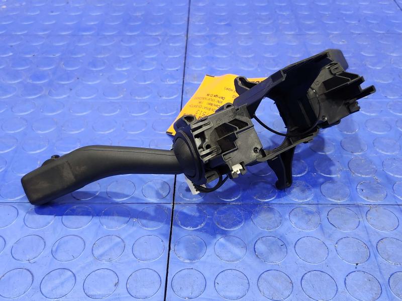 2018 Volkswagen Passat Combination Switch