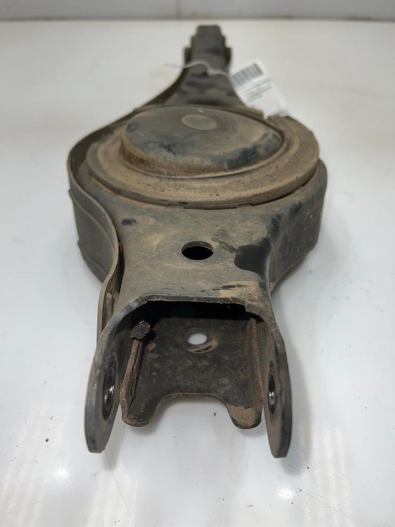 2016 Kia Sedona Lower Control Arm Rr
