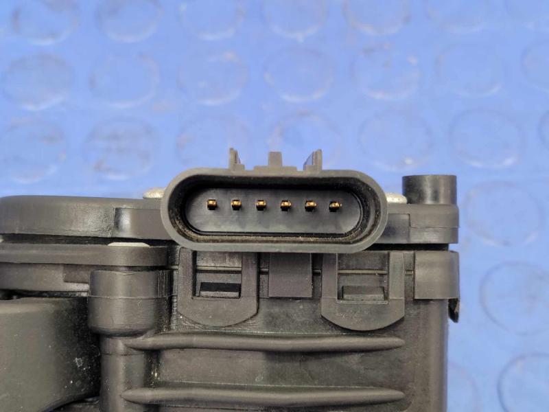 2009-2014 Cadillac Escalade Accelerator Pedal Assembly Genuine OEM 20972082