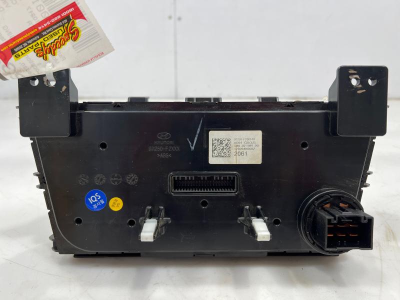 2017 Hyundai Elantra Heater A/C Control