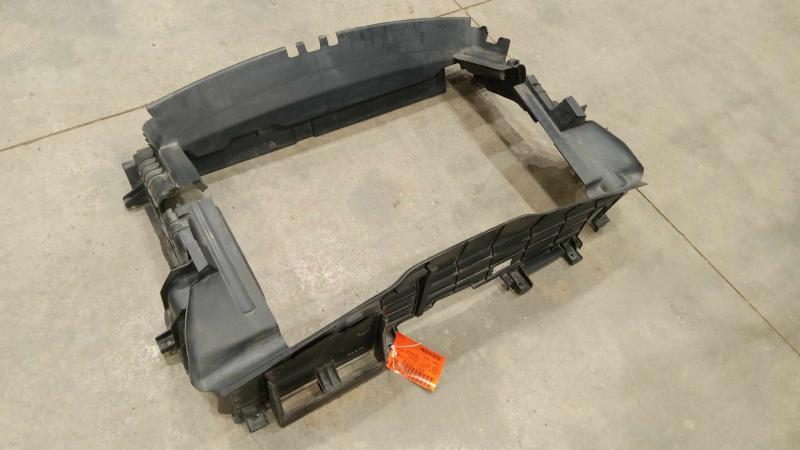 2017 Kia Sorento Radiator Support
