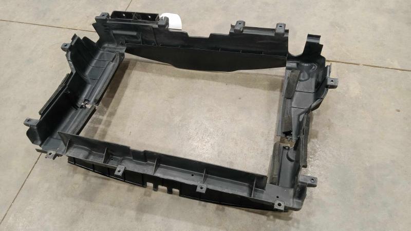 2017 Kia Sorento Radiator Support