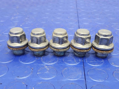 2005 Lexus RX 330 Lug Nuts