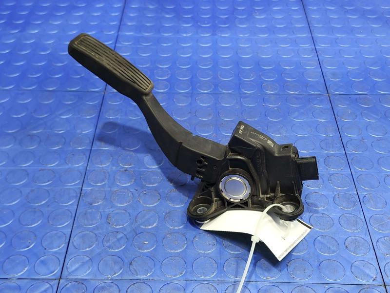 2016 Honda Fit Pedal Assembly