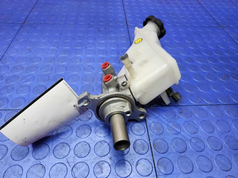 2016 Hyundai Tucson Master Cylinder