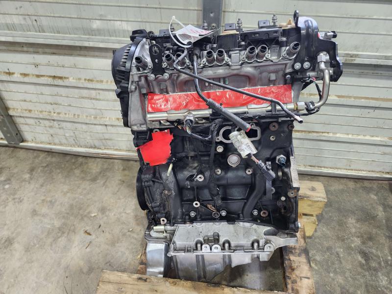 2018 Audi A4 Engine Assembly/Motor