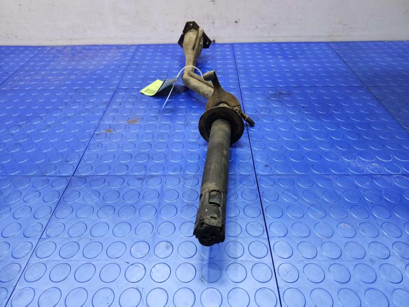 2003 Lincoln Town Car Fuel Filler Neck