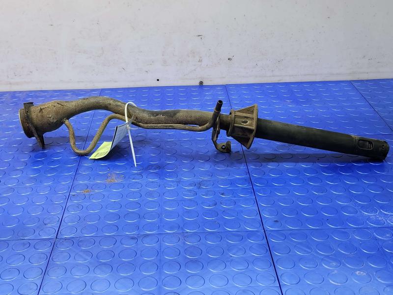 2003 Lincoln Town Car Fuel Filler Neck
