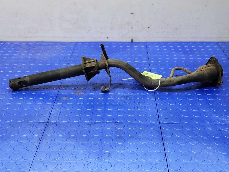2003 Lincoln Town Car Fuel Filler Neck