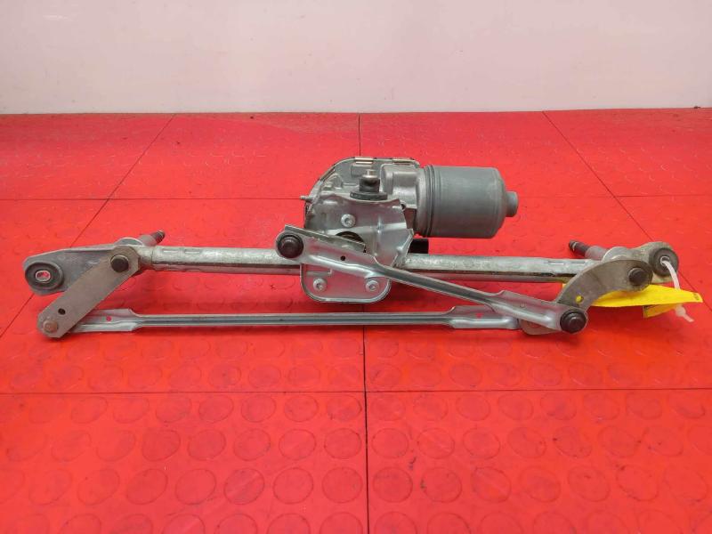 2016 Chrysler 200 Wiper Motor Front