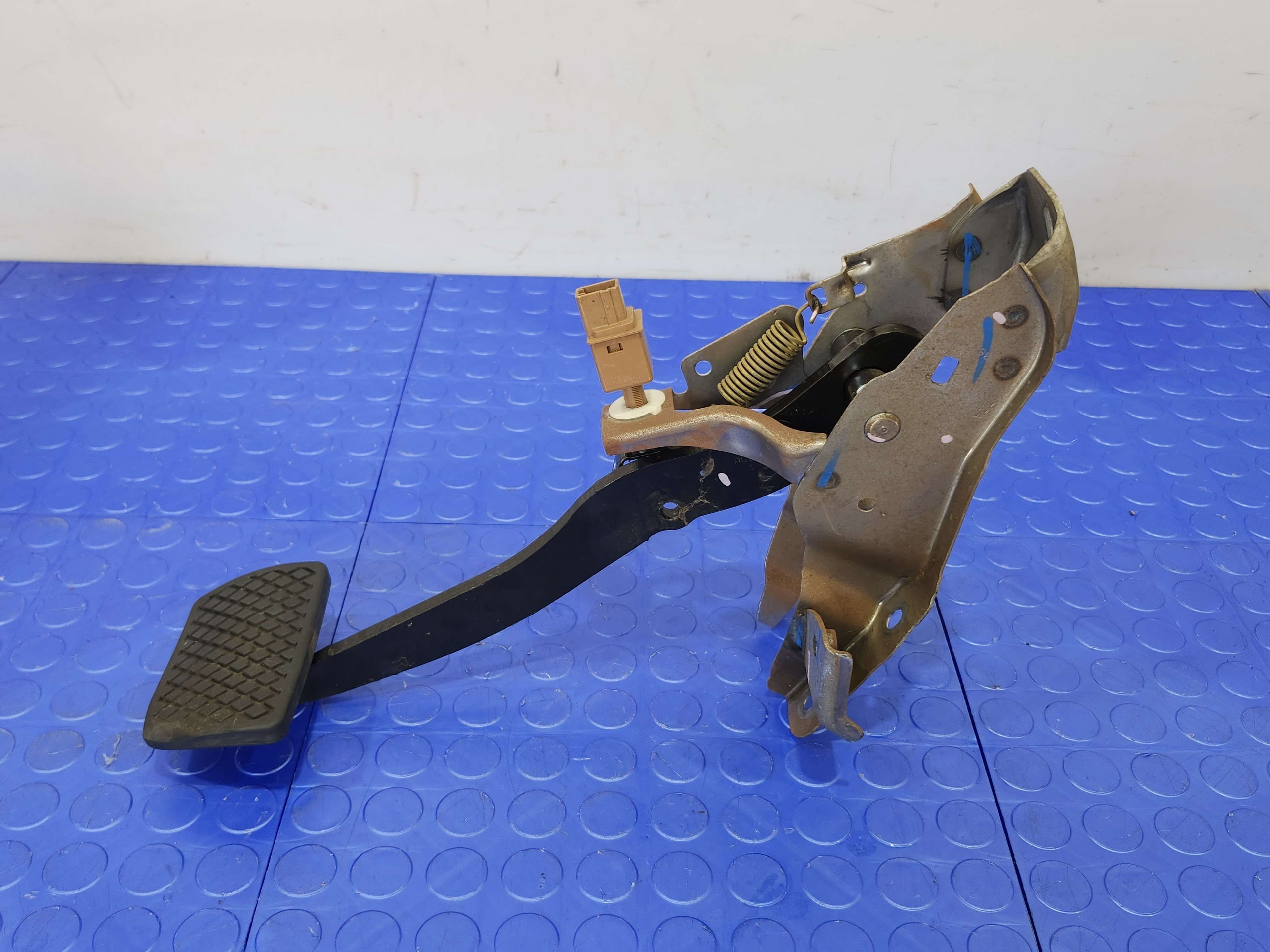 2013 Honda Accord Brake Pedal
