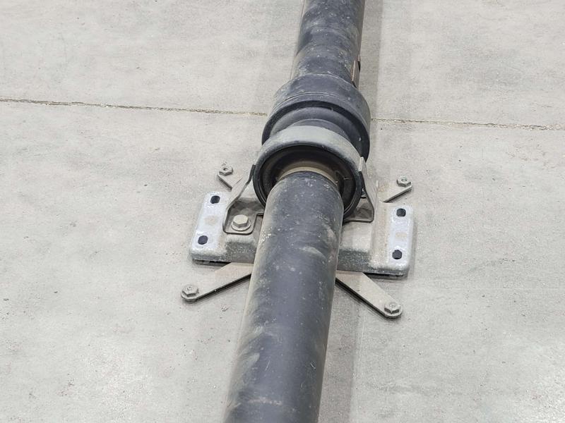 2011 Maserati Quattroporte Rear Drive Shaft