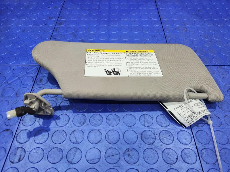 2018 Nissan Maxima Sun Visor