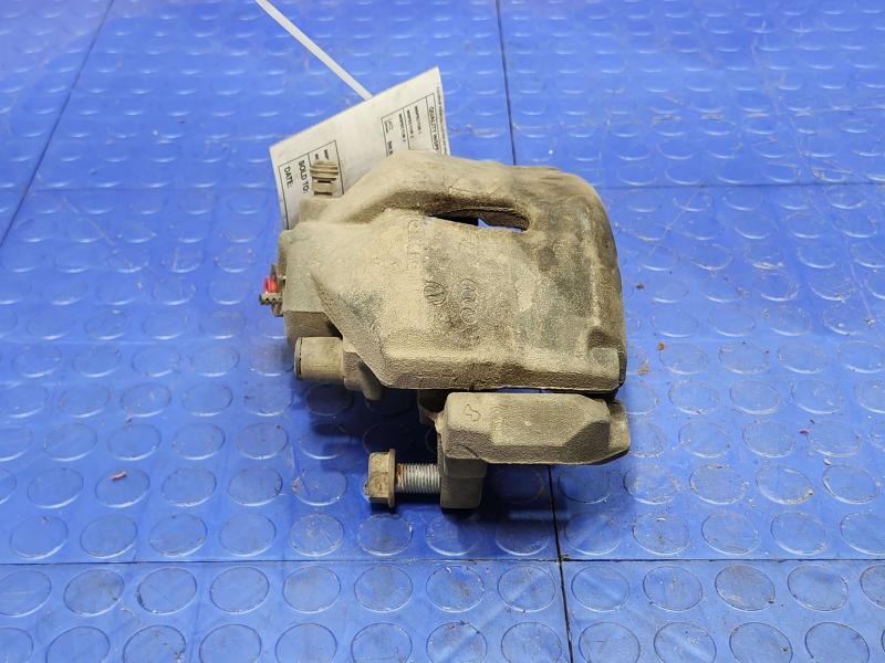 2015 Volkswagen Beetle Caliper