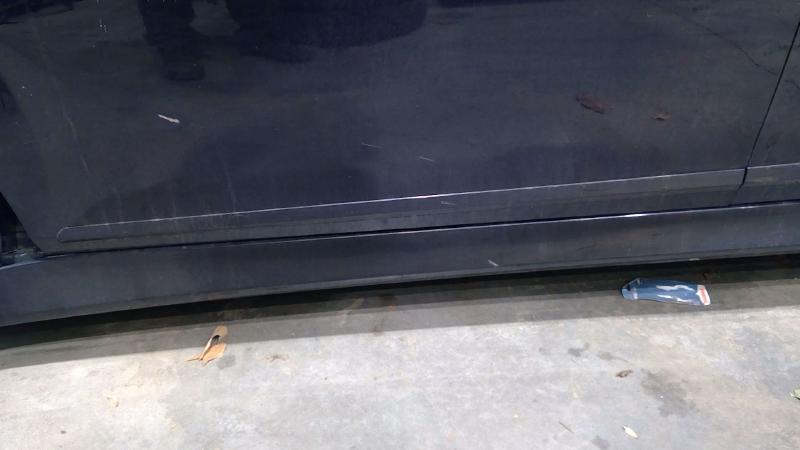 2012 Genesis Genesis Front Door Moulding