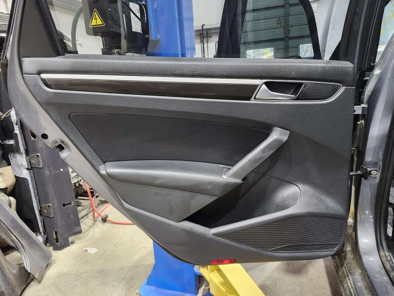 2018 Volkswagen Passat Rear Door Trim Panel