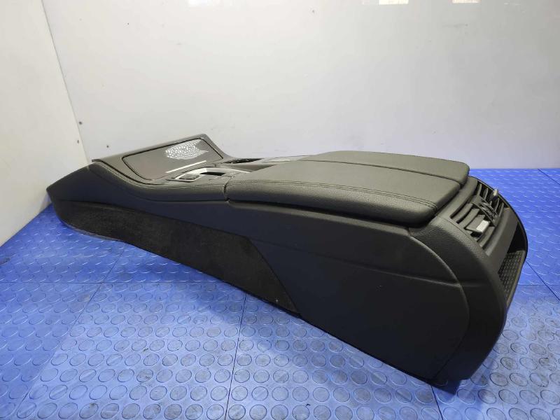2016 BMW 528I Front Console
