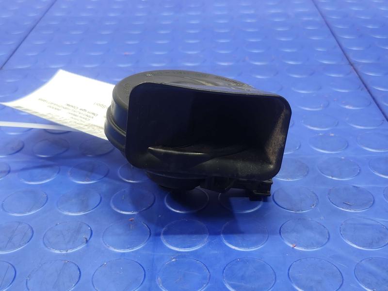 2017 Jaguar XE Horn