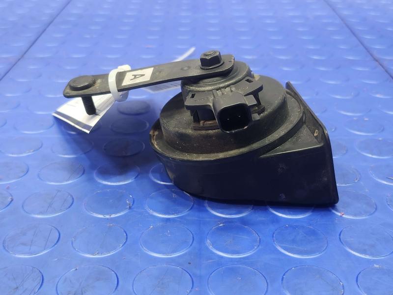 2017 Jaguar XE Horn