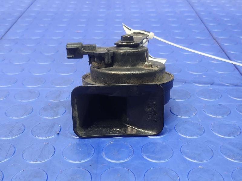 2017 Jaguar XE Horn