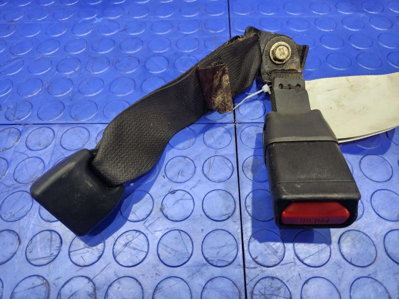 2012 Subaru Legacy Rear Seat Belt