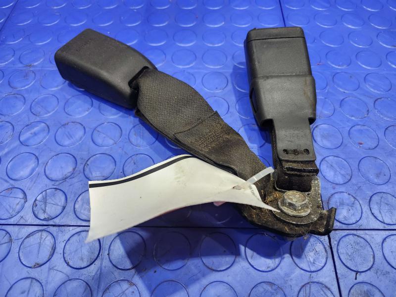 2012 Subaru Legacy Rear Seat Belt
