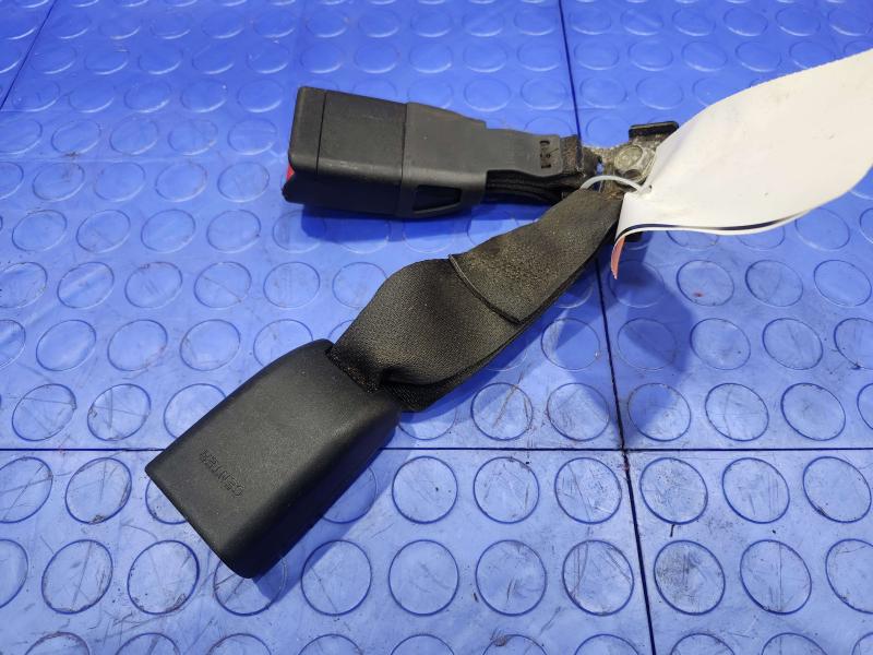 2012 Subaru Legacy Rear Seat Belt