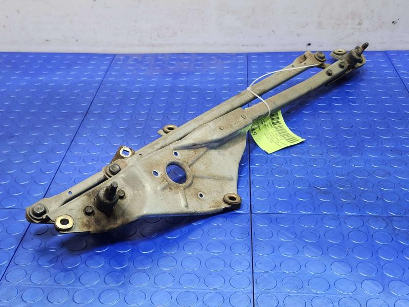2003-2004 Lincoln Towncar Windshield Wiper Linkage Transmission OEM 3W1Z17566AA