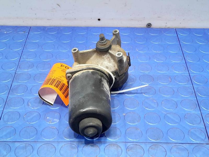 2013 Ford F-250 Super Duty Wiper Motor Front