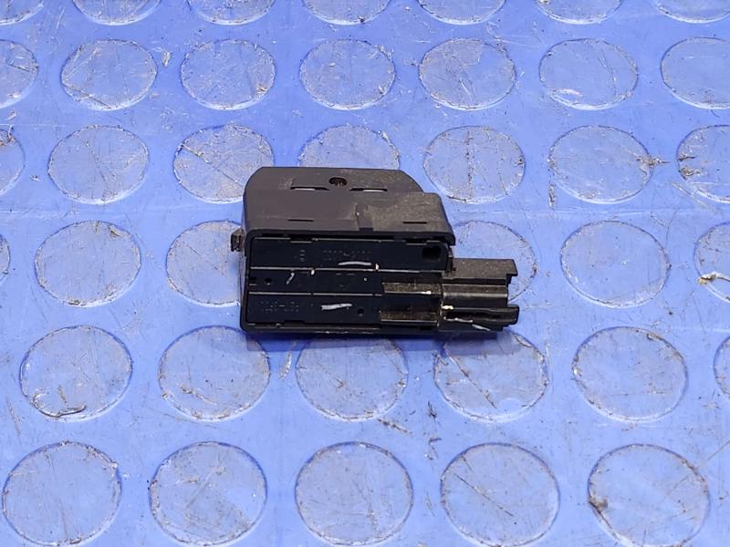 2014 Ford Mustang Door Switch Front