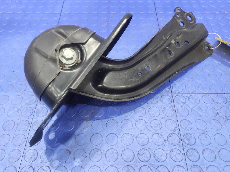 2016-2022 Toyota Prius Rear Lower Trailing Arm Right Passenger Side OEM 4876047010,RH