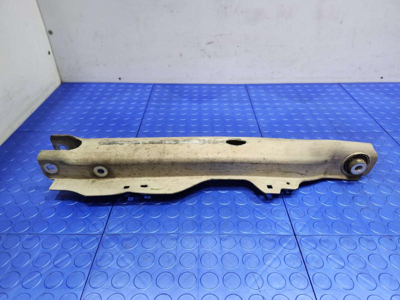 2020 Ford Escape Lower Control Arm Rr