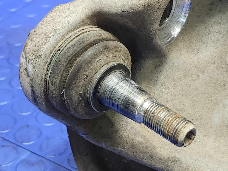 2011 BMW 535i Spindle Knuckle Front