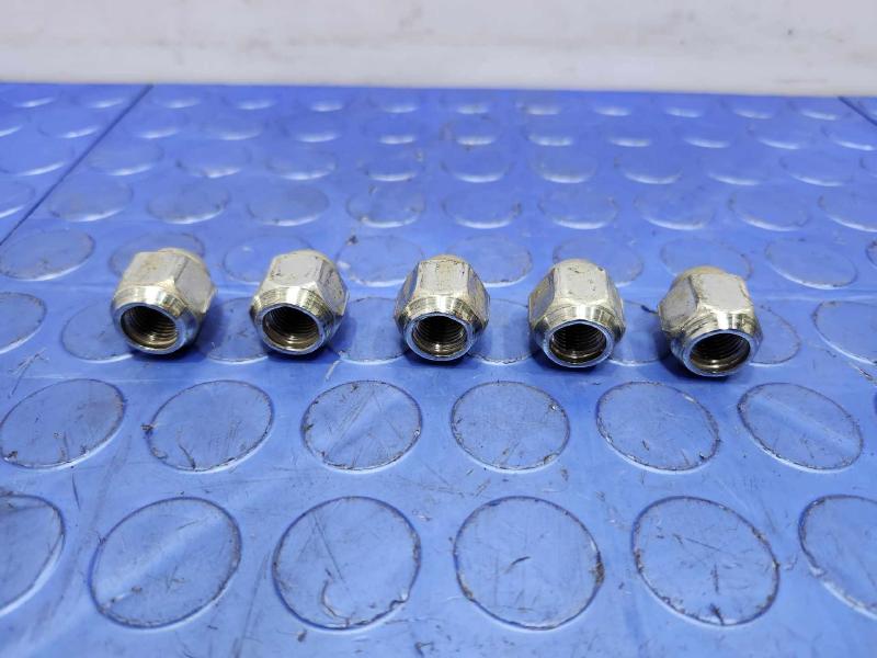2015 Subaru Legacy Lug Nuts