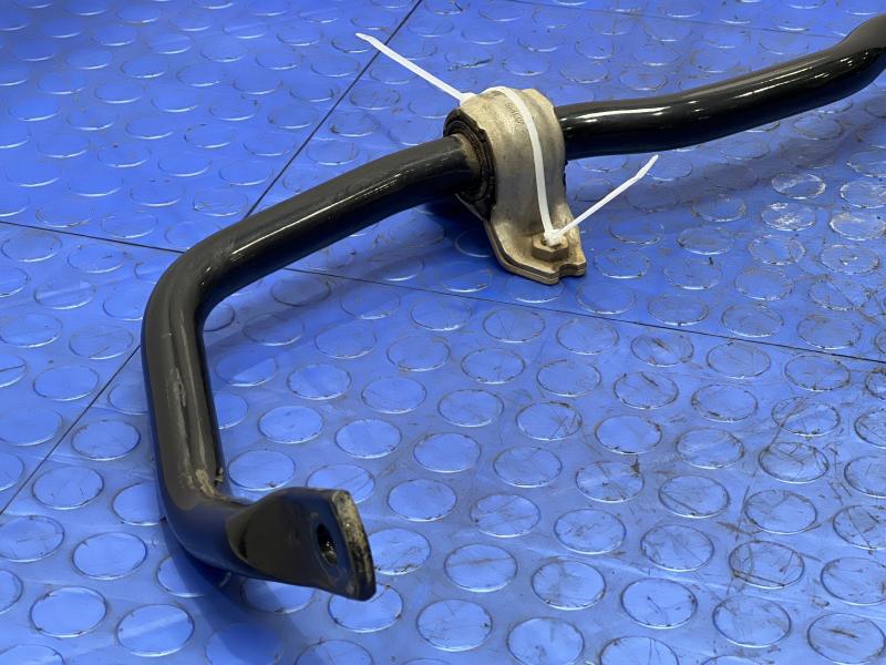 2015-2018 Audi A3 FWD Front Stabilizer Bar Swaybar Genuine OEM 5Q0411303M