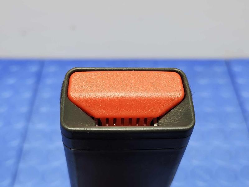 2023 Chevrolet Bolt EUV Front Seat Belt