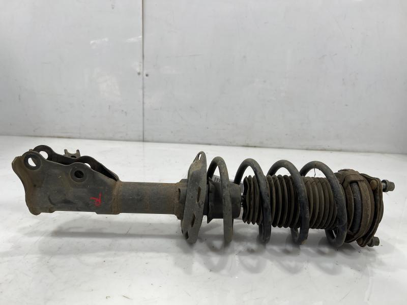 2006 - 2011 Honda Civic Sedan Front Strut Assembly RH Passenger Side OEM 51601SNAA22