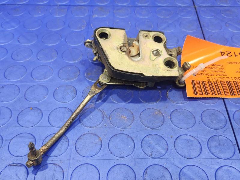 1992 Isuzu NPR Front Door Latch