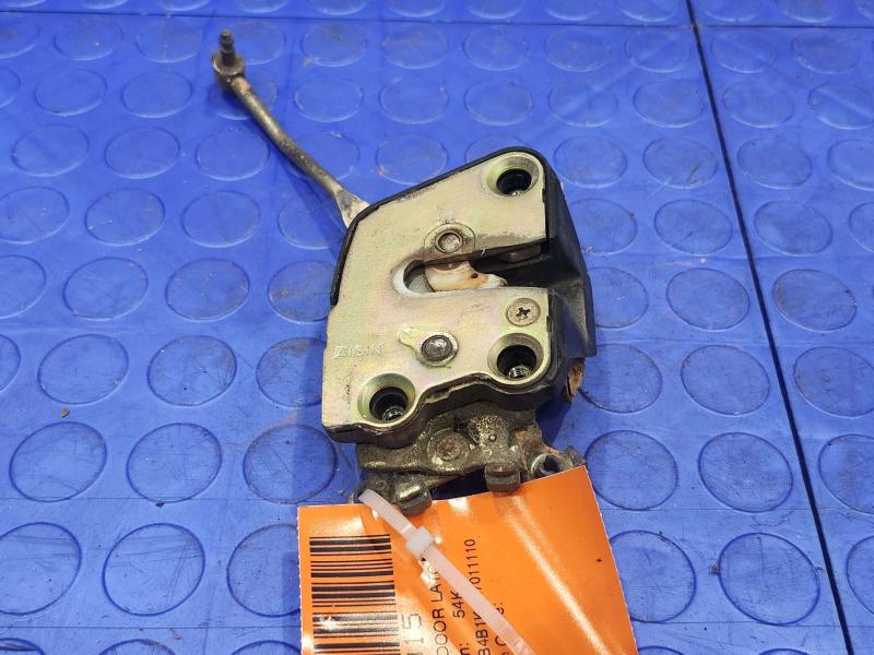 1992 Isuzu NPR Front Door Latch