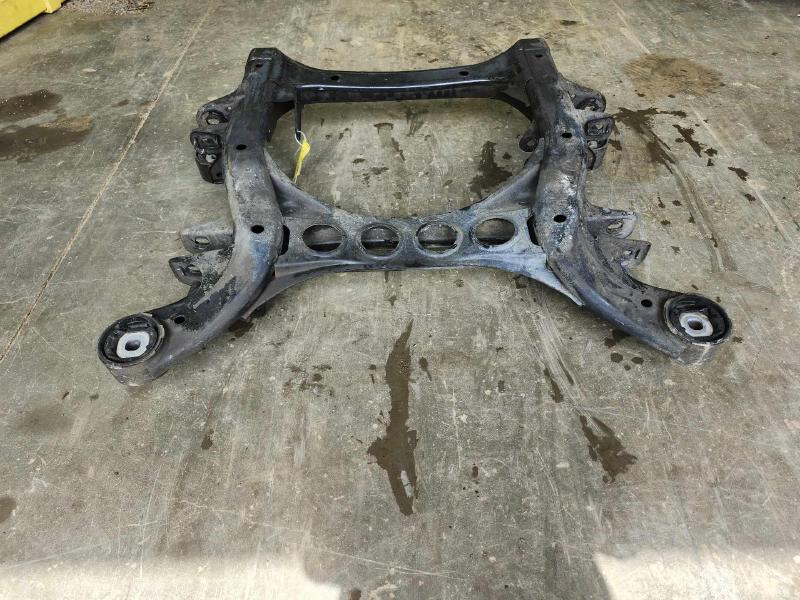 2004 Porsche Cayenne Crossmember/Cradle/Undercarria