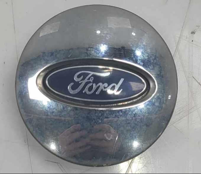 2011 Ford Explorer Center Cap