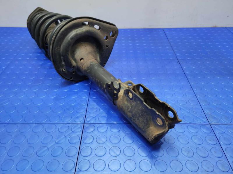 2009 Toyota Camry Strut Assembly