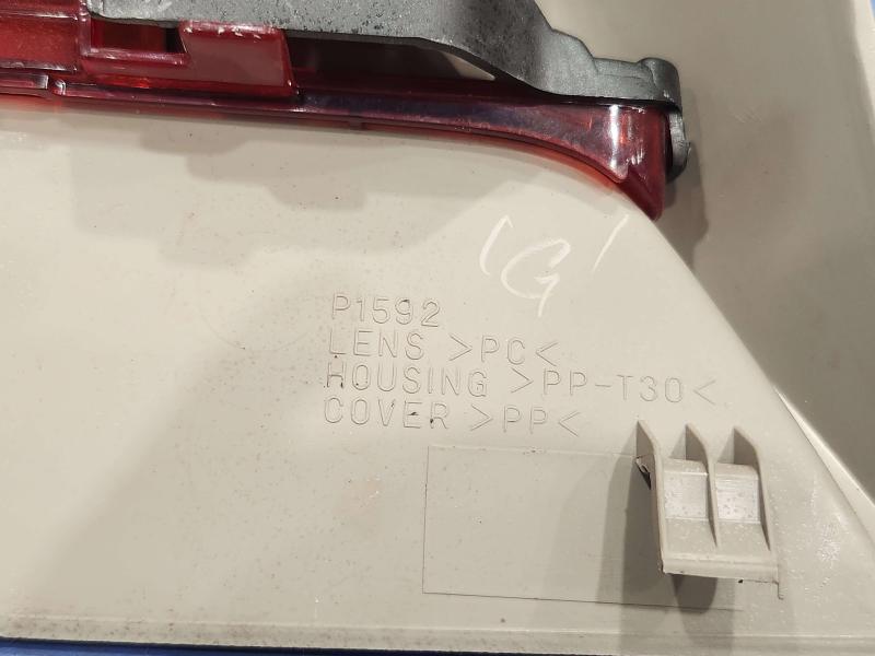 2002 Toyota Camry 3Rd Brake Light Avoidance Lamp
